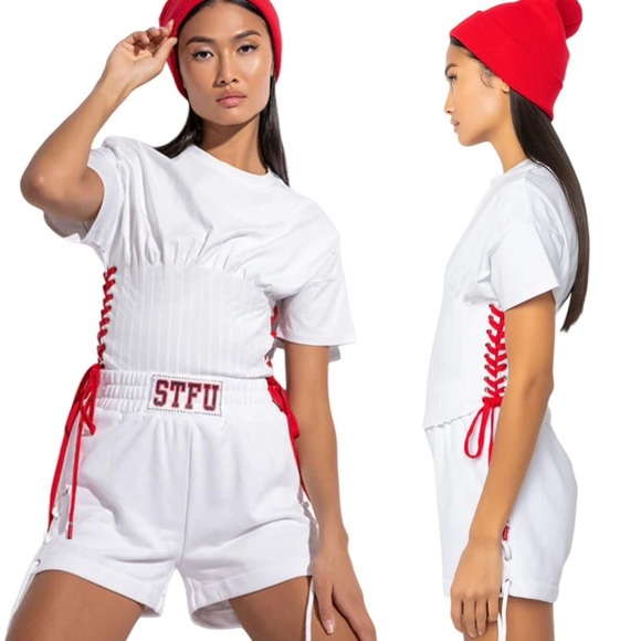 Akira Read My Thoughts Lace Up Detail T Shirt White size M NWT - Picture 1 of 12